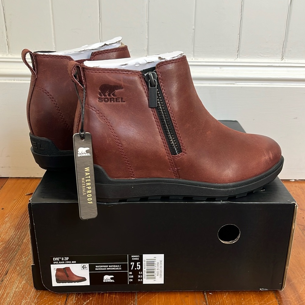 Sorel Evie II Zip waterproof ankle boots